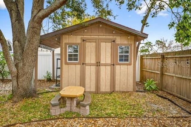 4601 HUNTSMAN COURT, Tampa, FL 33624