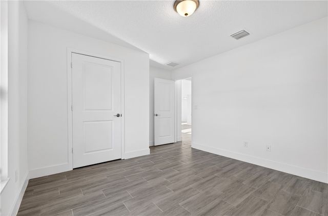 7785 105 Avenue, Vero Beach, FL 32967