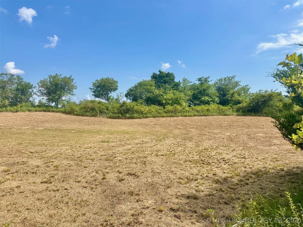 21 Pineview Circle, Kingston, OK 73439