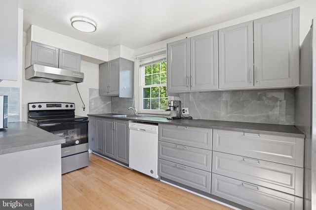 2418 BOYD RD, Huntingdon Valley, PA 19006