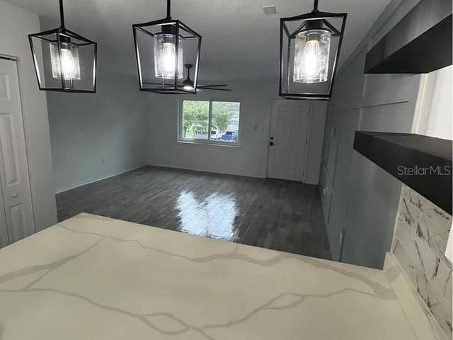 14516 SEAFORD CIRCLE 201, Tampa, FL 33613