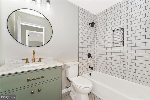 15320 SUMMIT FARM DR, Blue Ridge Summit, PA 17214