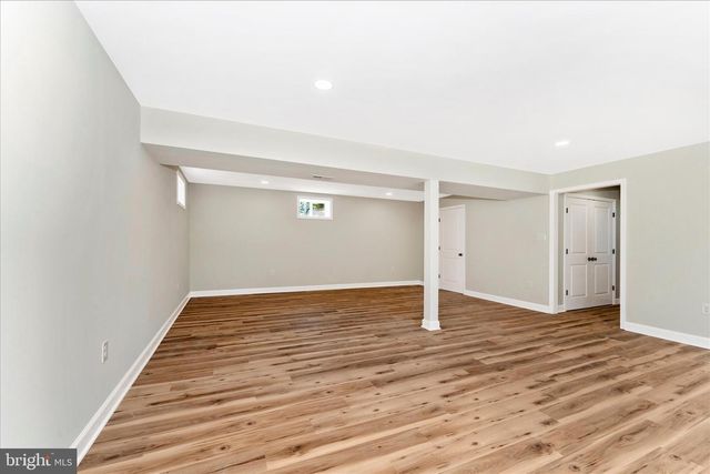 15320 SUMMIT FARM DR, Blue Ridge Summit, PA 17214