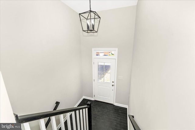15320 SUMMIT FARM DR, Blue Ridge Summit, PA 17214