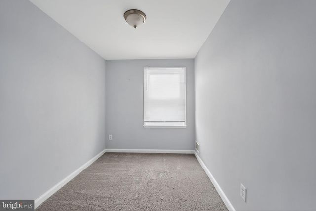 5562 DOLORES AVE, Halethorpe, MD 21227