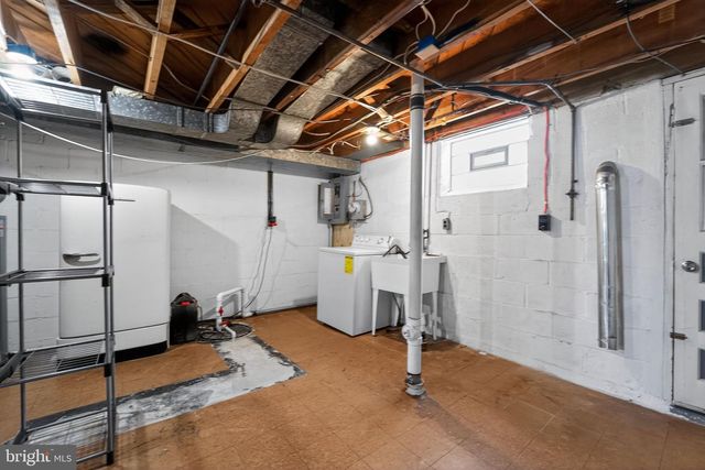 5562 DOLORES AVE, Halethorpe, MD 21227