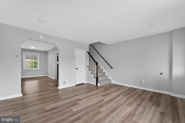 5562 DOLORES AVE, Halethorpe, MD 21227