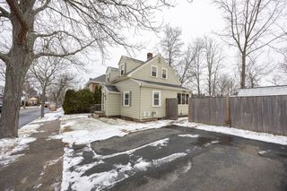 21 Manning Street, Salem, MA 01970