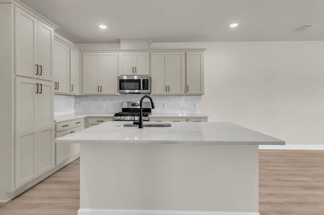 1064 Dusk Drive, Summerville, SC 29486