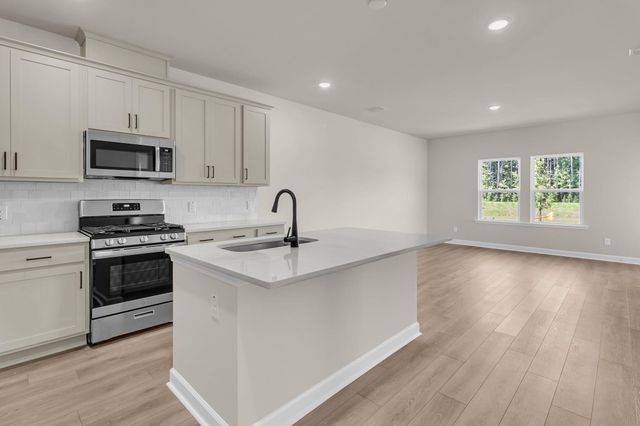 1064 Dusk Drive, Summerville, SC 29486