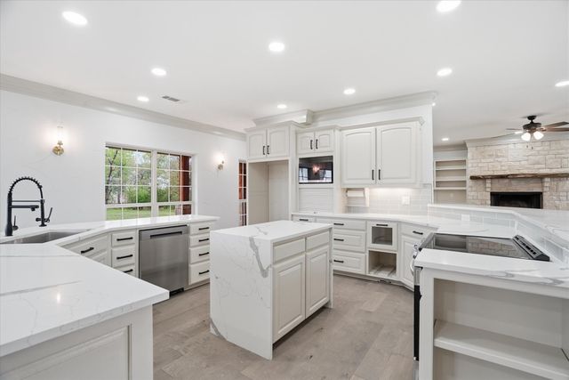 1430 Black Hawk Trail, Nemo, TX 76070