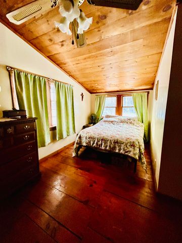 135 Athol Road, Richmond, NH 03470