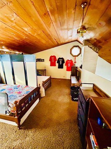 135 Athol Road, Richmond, NH 03470