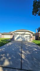 543 Oak Dale Drive, Stafford, TX 77477