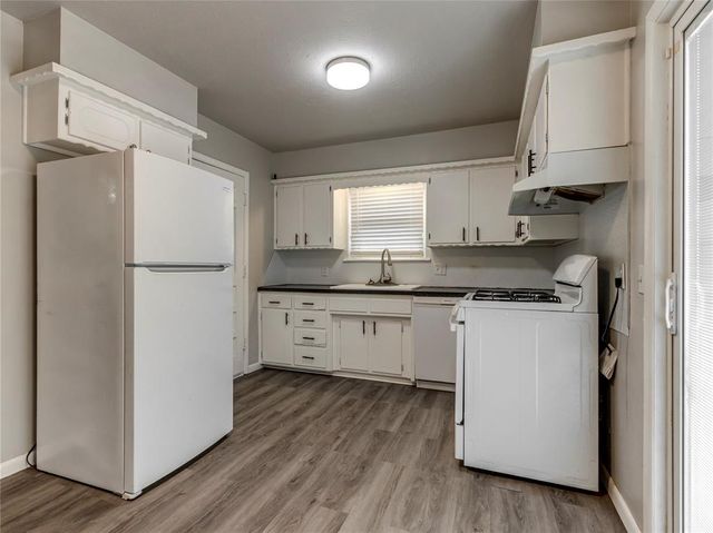 913 W Mitchell Drive, Midwest City, OK 73110