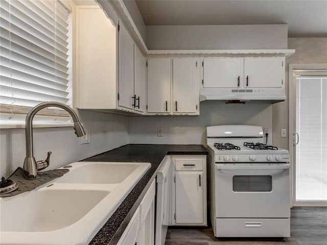 913 W Mitchell Drive, Midwest City, OK 73110