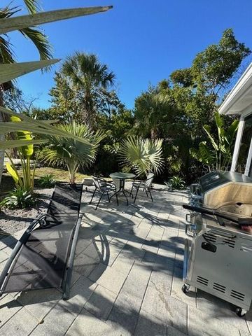 541 SPANISH DRIVE N, Longboat Key, FL 34228
