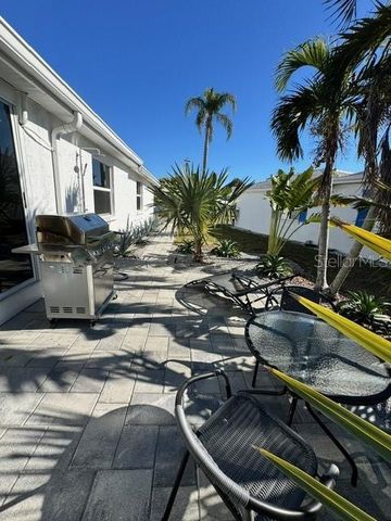 541 SPANISH DRIVE N, Longboat Key, FL 34228