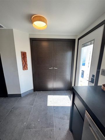 541 SPANISH DRIVE N, Longboat Key, FL 34228