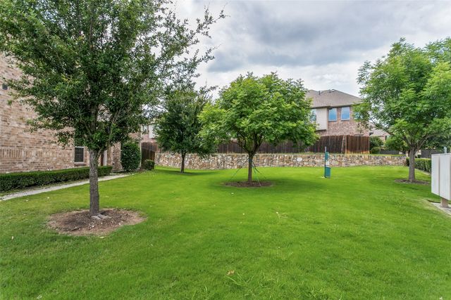 2324 Molly Lane, Plano, TX 75074