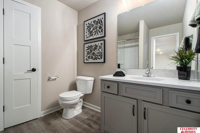 5665 N 183 Avenue, Elkhorn, NE 68022