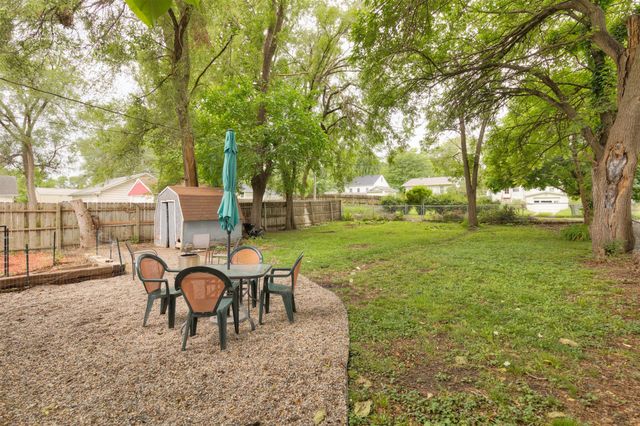 420 9th Street, West Des Moines, IA 50265