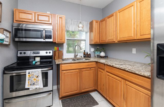 420 9th Street, West Des Moines, IA 50265