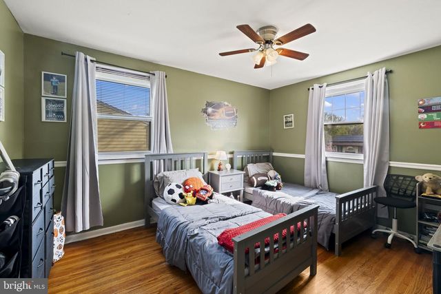 111 E HEMMINGS WAY, Lawnside, NJ 08045