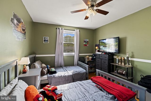 111 E HEMMINGS WAY, Lawnside, NJ 08045