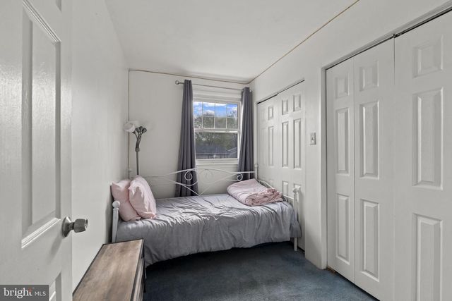 111 E HEMMINGS WAY, Lawnside, NJ 08045