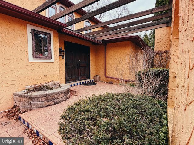 1317 METTLER RD, Huntingdon Valley, PA 19006