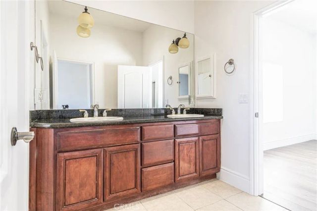 16233 Ridge View Drive, Apple Valley, CA 92307