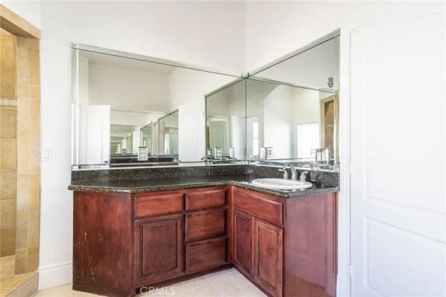 16233 Ridge View Drive, Apple Valley, CA 92307