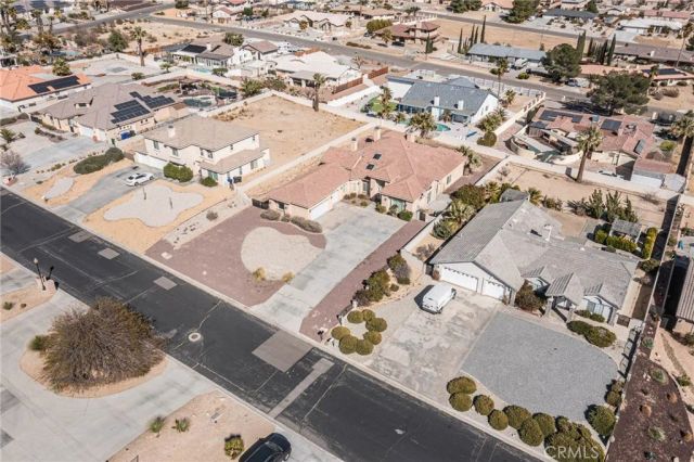 16233 Ridge View Drive, Apple Valley, CA 92307