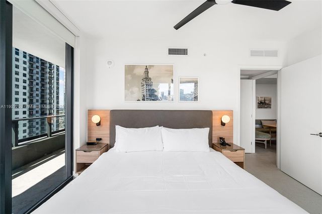 159 NE 6th St 2405, Miami, FL 33132