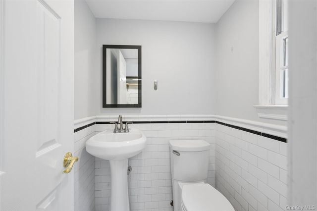 49 Old Town Lane, Huntington, NY 11743