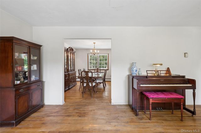 49 Old Town Lane, Huntington, NY 11743