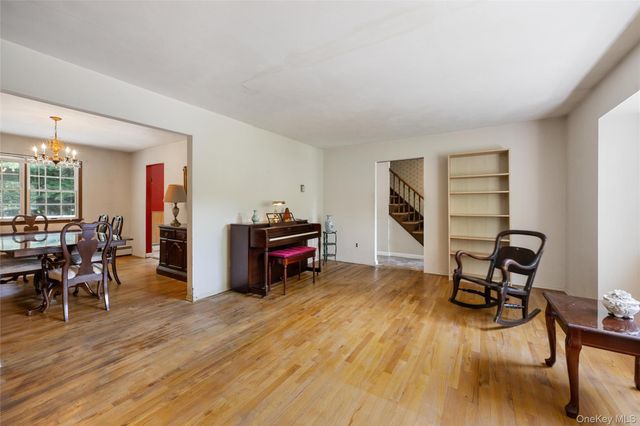 49 Old Town Lane, Huntington, NY 11743
