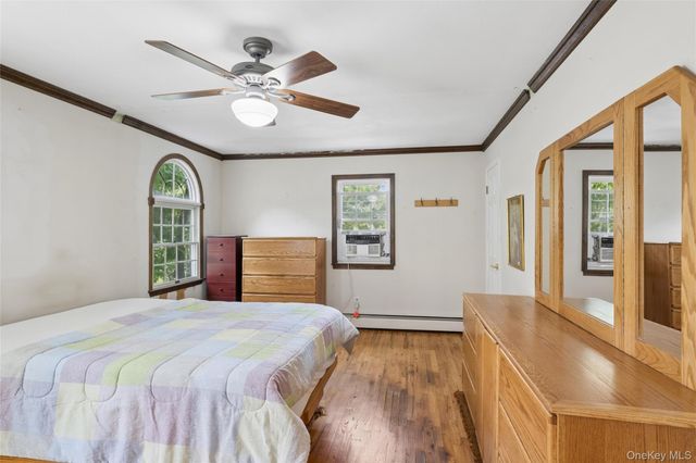 49 Old Town Lane, Huntington, NY 11743