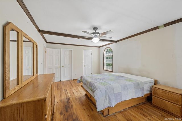 49 Old Town Lane, Huntington, NY 11743