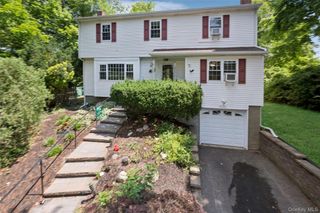 49 Old Town Lane, Huntington, NY 11743