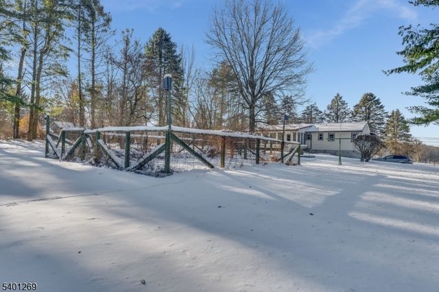 317 County Road 579, Bethlehem Twp., NJ 08802