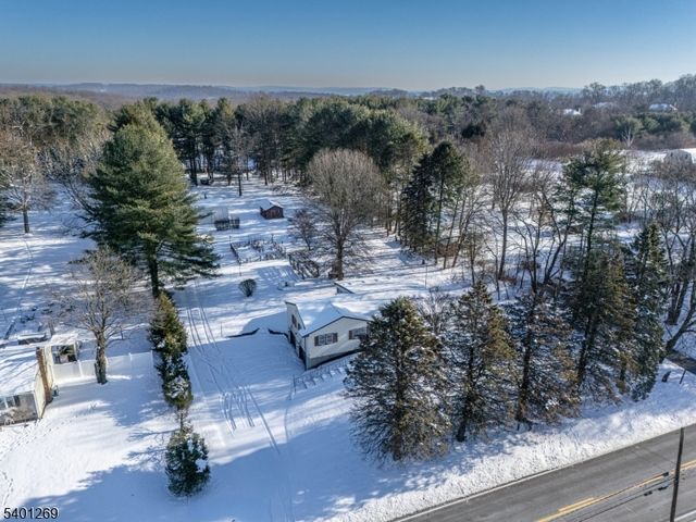 317 County Road 579, Bethlehem Twp., NJ 08802