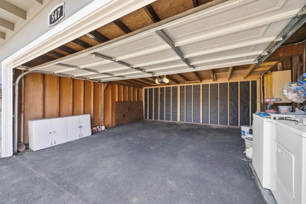 Image 16 of property listing at 545 Rollins Road, Burlingame, CA 94010