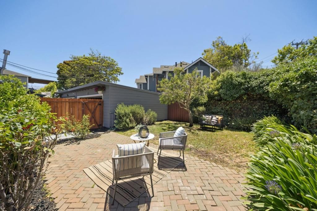 Image 28 of property listing at 545 Rollins Road, Burlingame, CA 94010