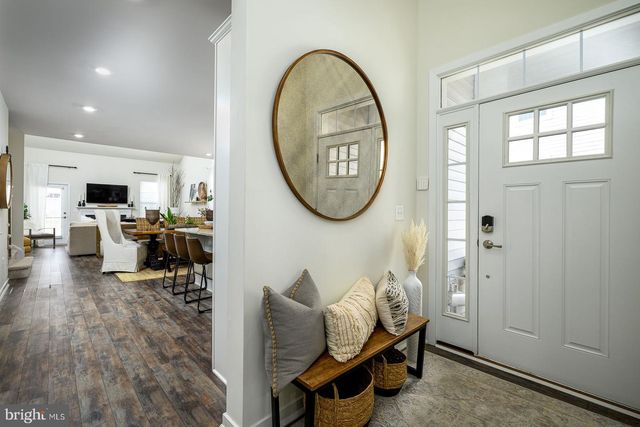 18 CHEPSTOW RD, New Egypt, NJ 08533