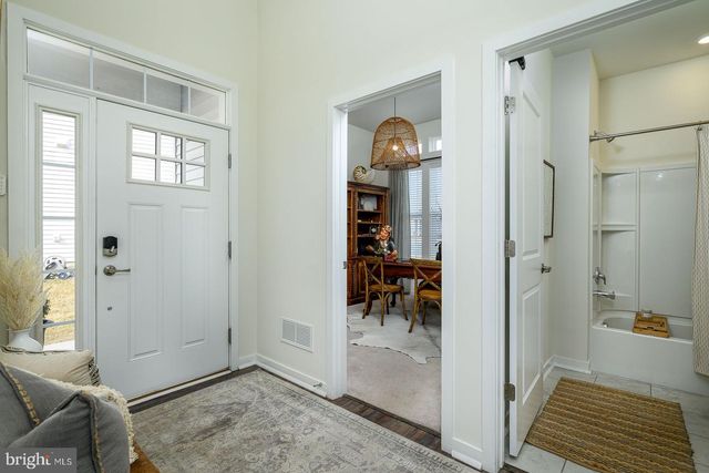 18 CHEPSTOW RD, New Egypt, NJ 08533