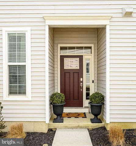 18 CHEPSTOW RD, New Egypt, NJ 08533