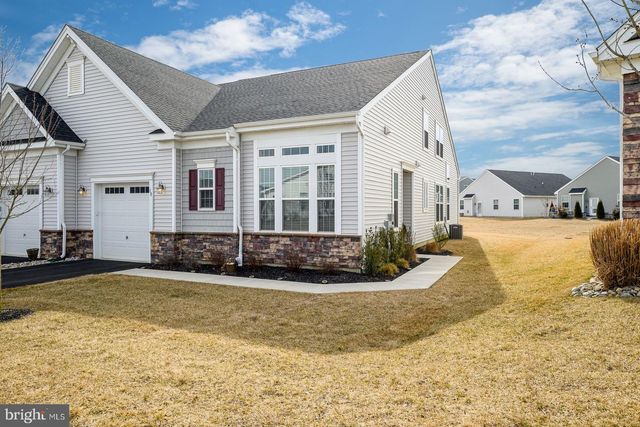 18 CHEPSTOW RD, New Egypt, NJ 08533