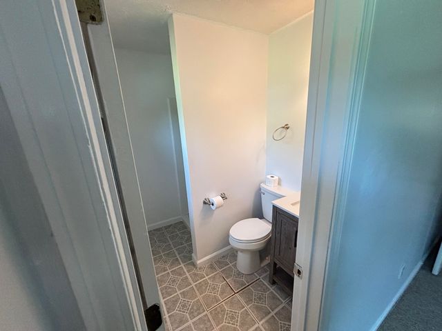 132 Meadowbrook Drive, Frankfort, KY 40601